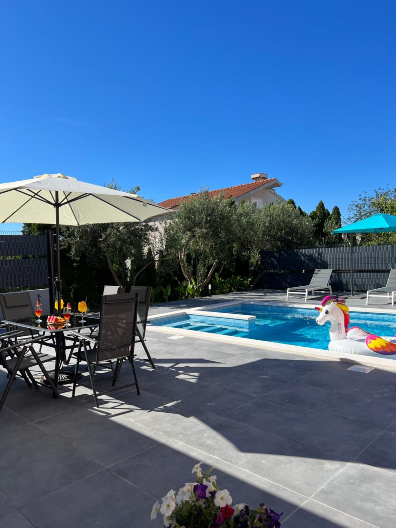 Apartment Marija 2 Near Split Kastela Luaran gambar