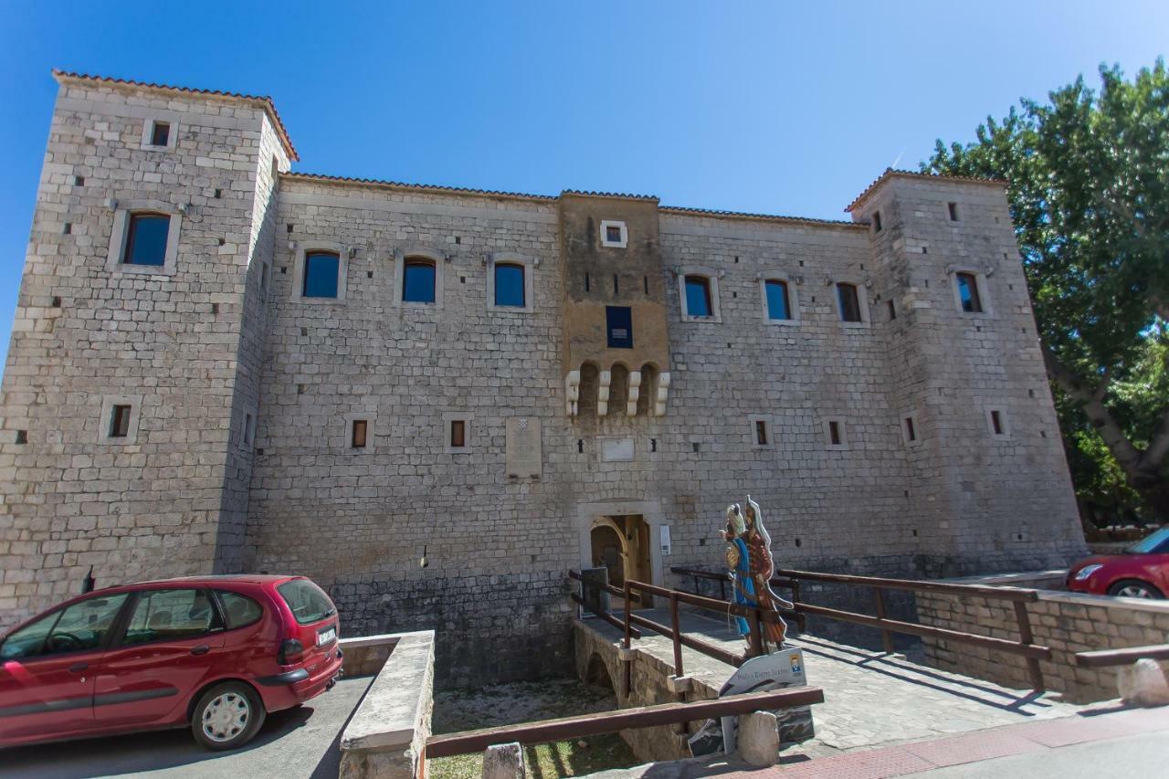 Apartment Marija 2 Near Split Kastela Luaran gambar